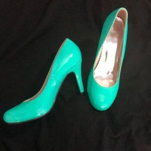 Aqua heels